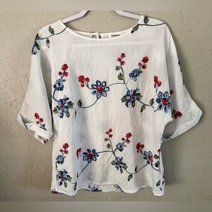 Kindred White Embroidered Floral Boatneck Blouse
